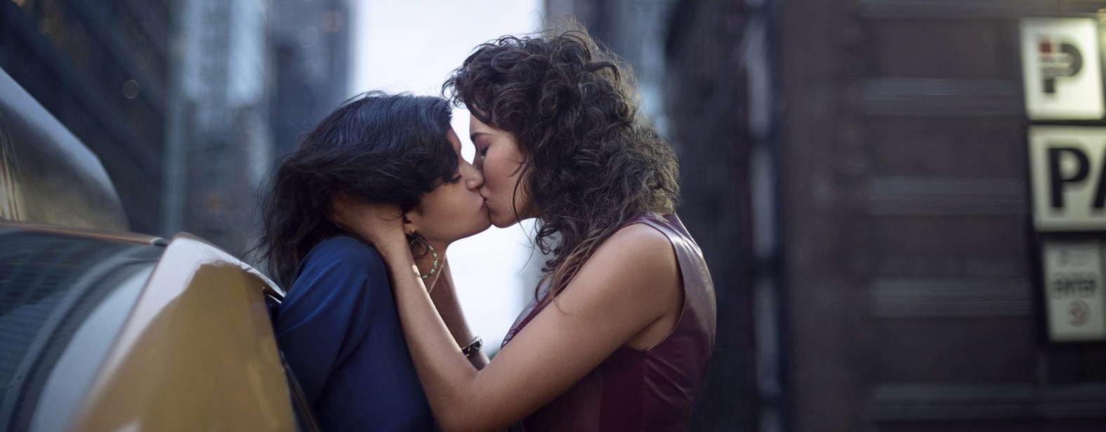 Lessons Every Straight Girl Could Learn from a Lesbian.