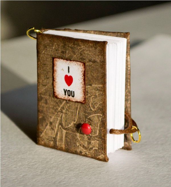Care Package - EASY DIY Care Package Ideas - Homemade Gift Box Presents -  Boyfriend - Girlfriend- Best Friends - Creative -