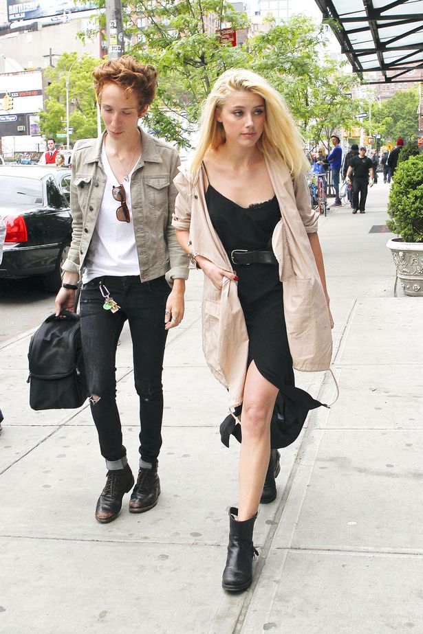PAY-Amber-Heard-seen-with-her-friend-iO-Tillett-Wright-back-in-2012